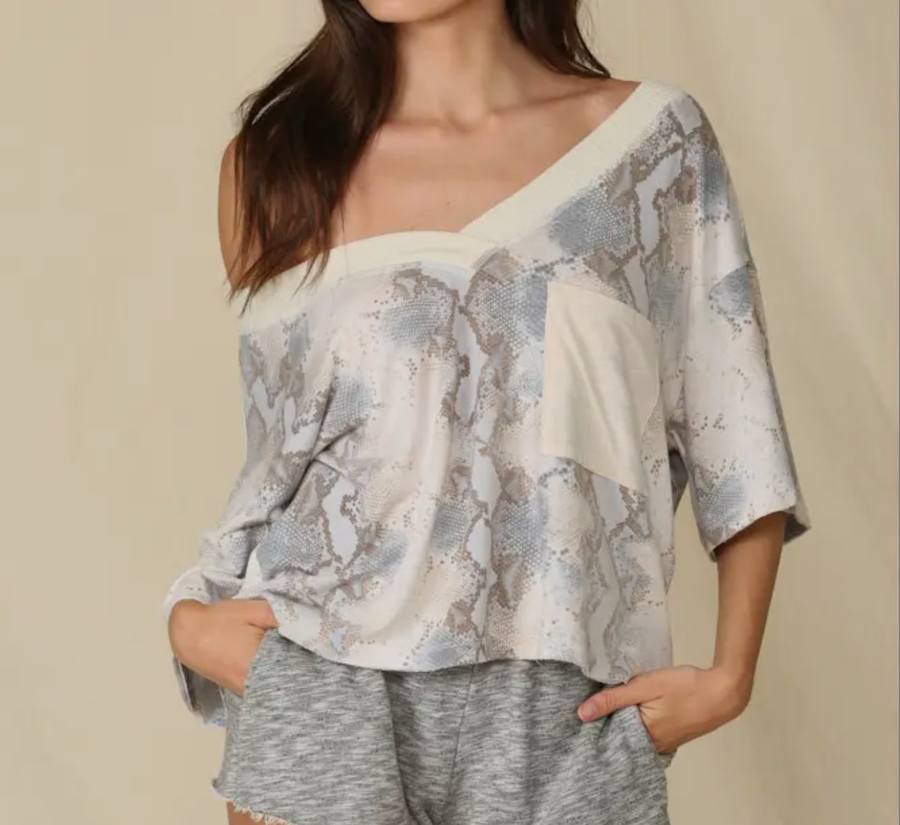 Oversized V-neck Snakeskin Tee