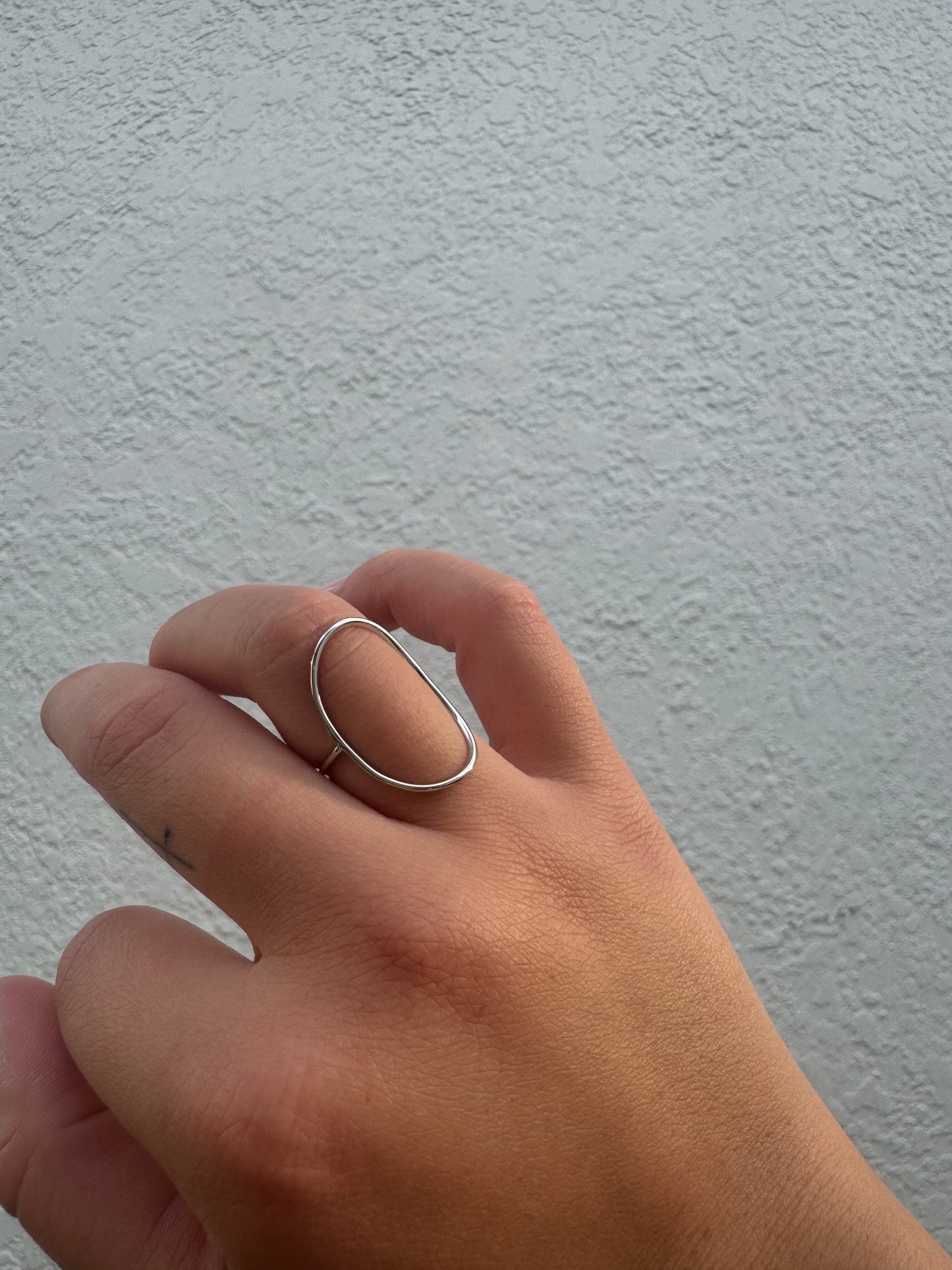 Curved Oval Ring