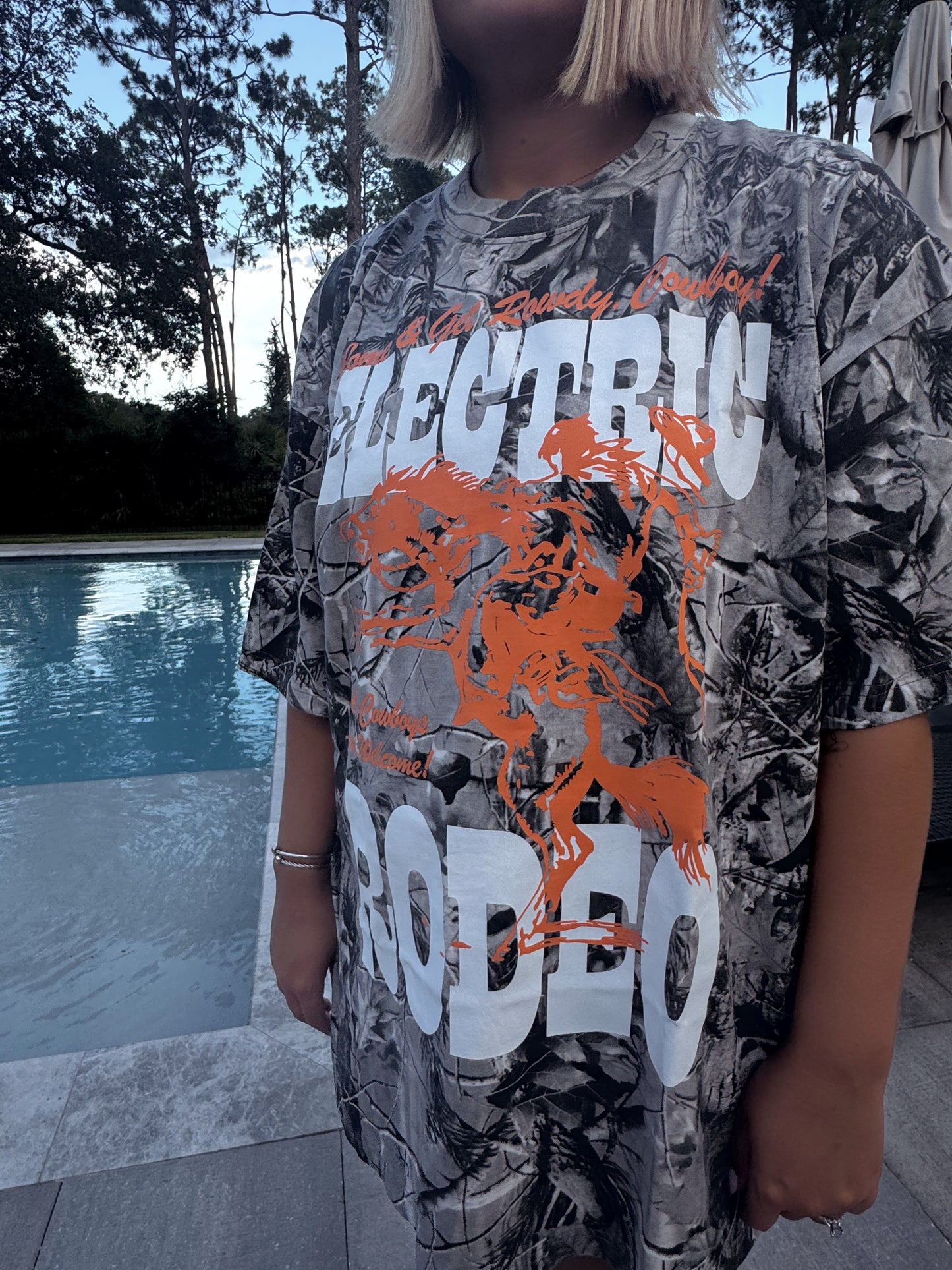 Electric Tee