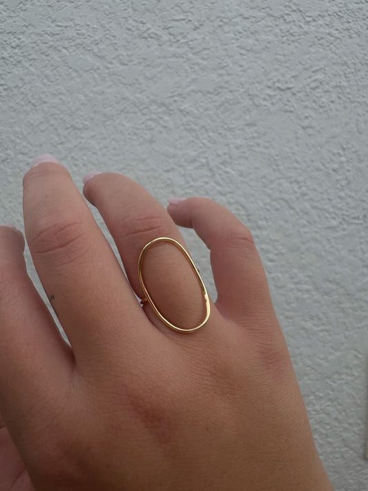 Curved Oval Ring